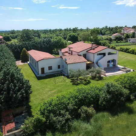 Holiday home Lupetina By Interhome Hreljici